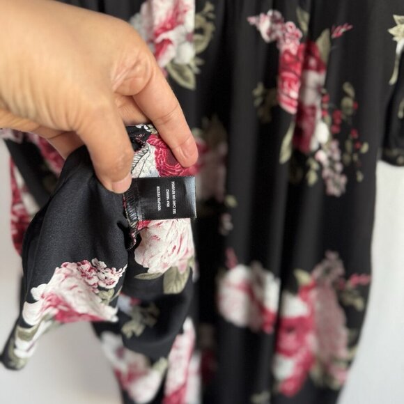 Torrid Womens Floral Georgette Wrap Tunic Blouse Top Size 2X Waterfall Front NWT - Picture 13 of 16